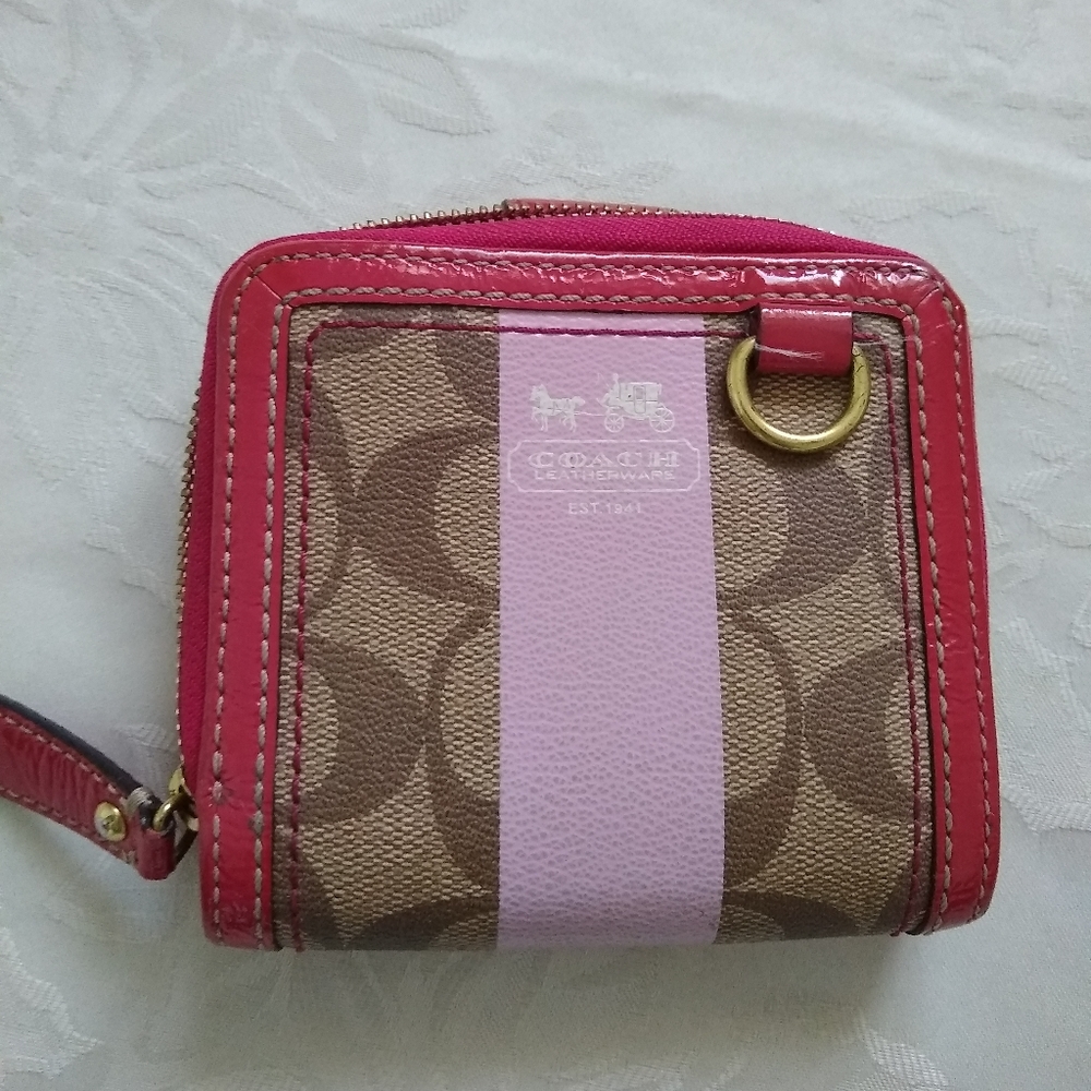 Coach leatherware pink wallet wristlet